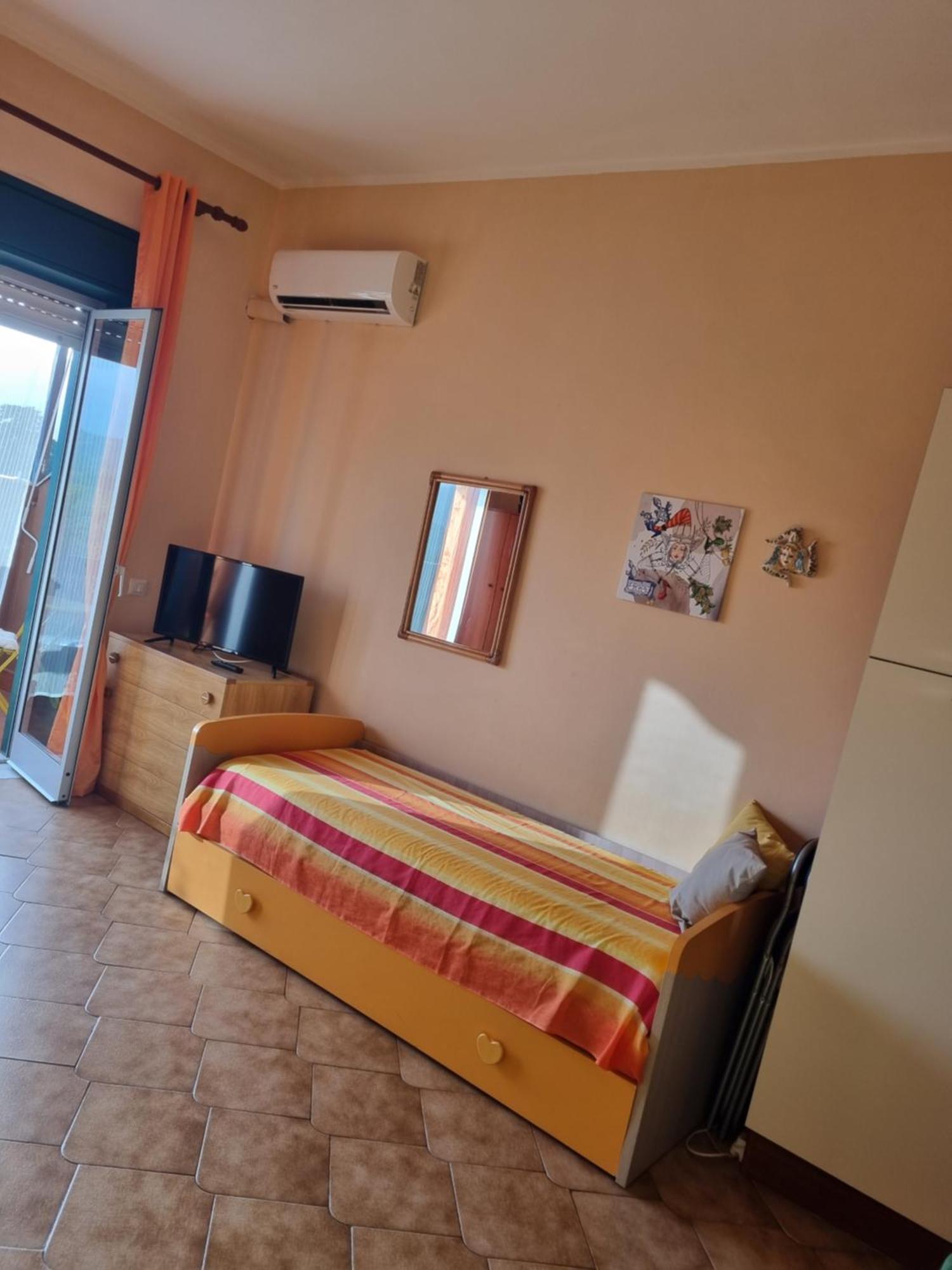 Appartamento Les Roches Noires Giardini Naxos Εξωτερικό φωτογραφία